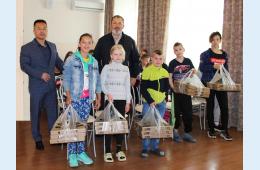 01.06.2021 Полицейские и общественники Партизанска поздравили ребят с Международным Днём защиты детей | Администрация муниципального округа город Партизанск Приморского края Официальный сайт